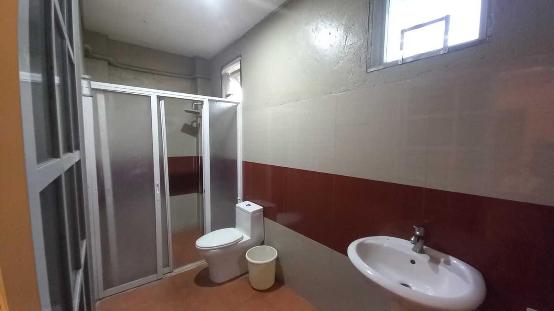 Oyo 1037 Lendes Tourist Inn Main Naga  Buitenkant foto